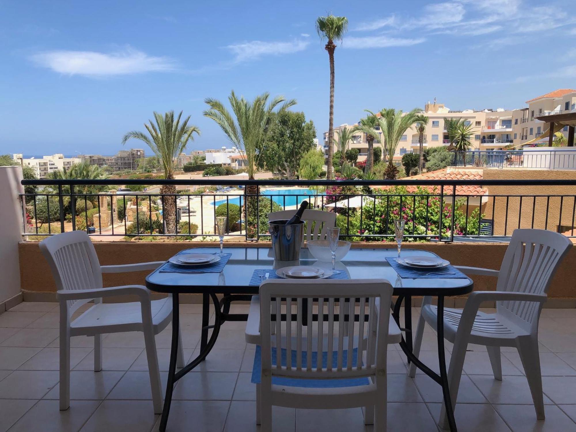 Kings Palace - Stylish 2 Bed Apartment With Sea Views Paphos Exteriör bild