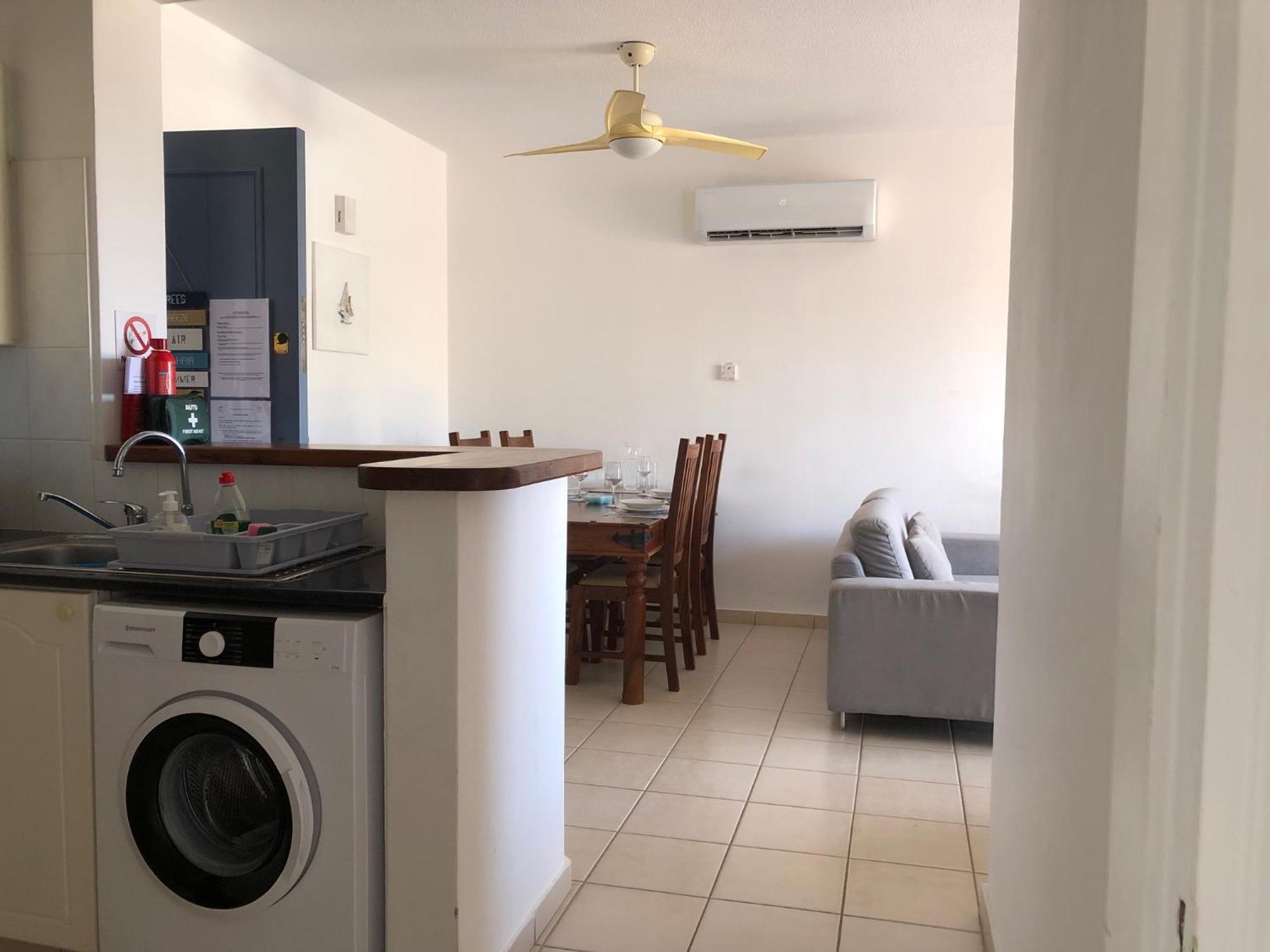 Kings Palace - Stylish 2 Bed Apartment With Sea Views Paphos Exteriör bild
