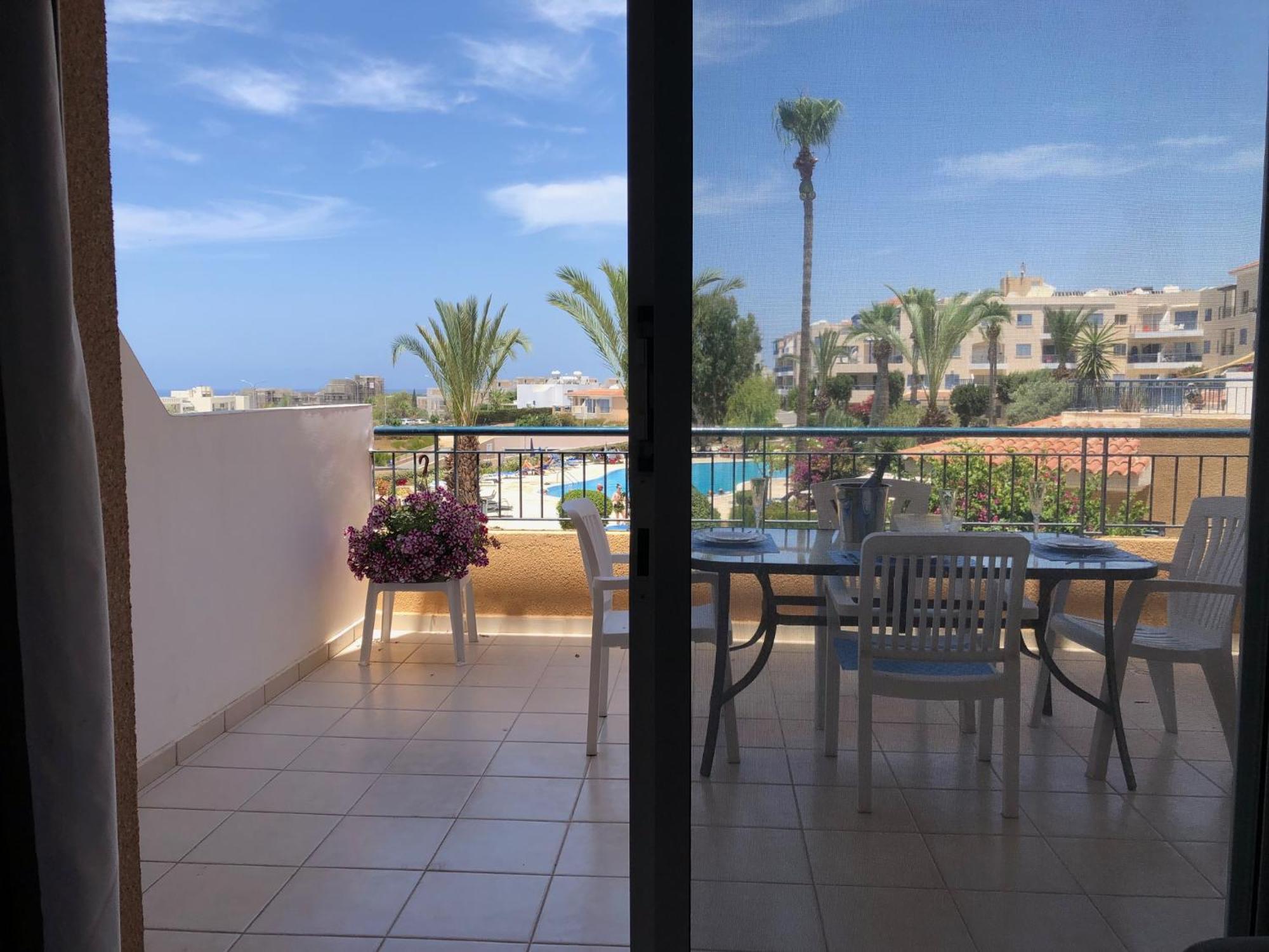 Kings Palace - Stylish 2 Bed Apartment With Sea Views Paphos Exteriör bild