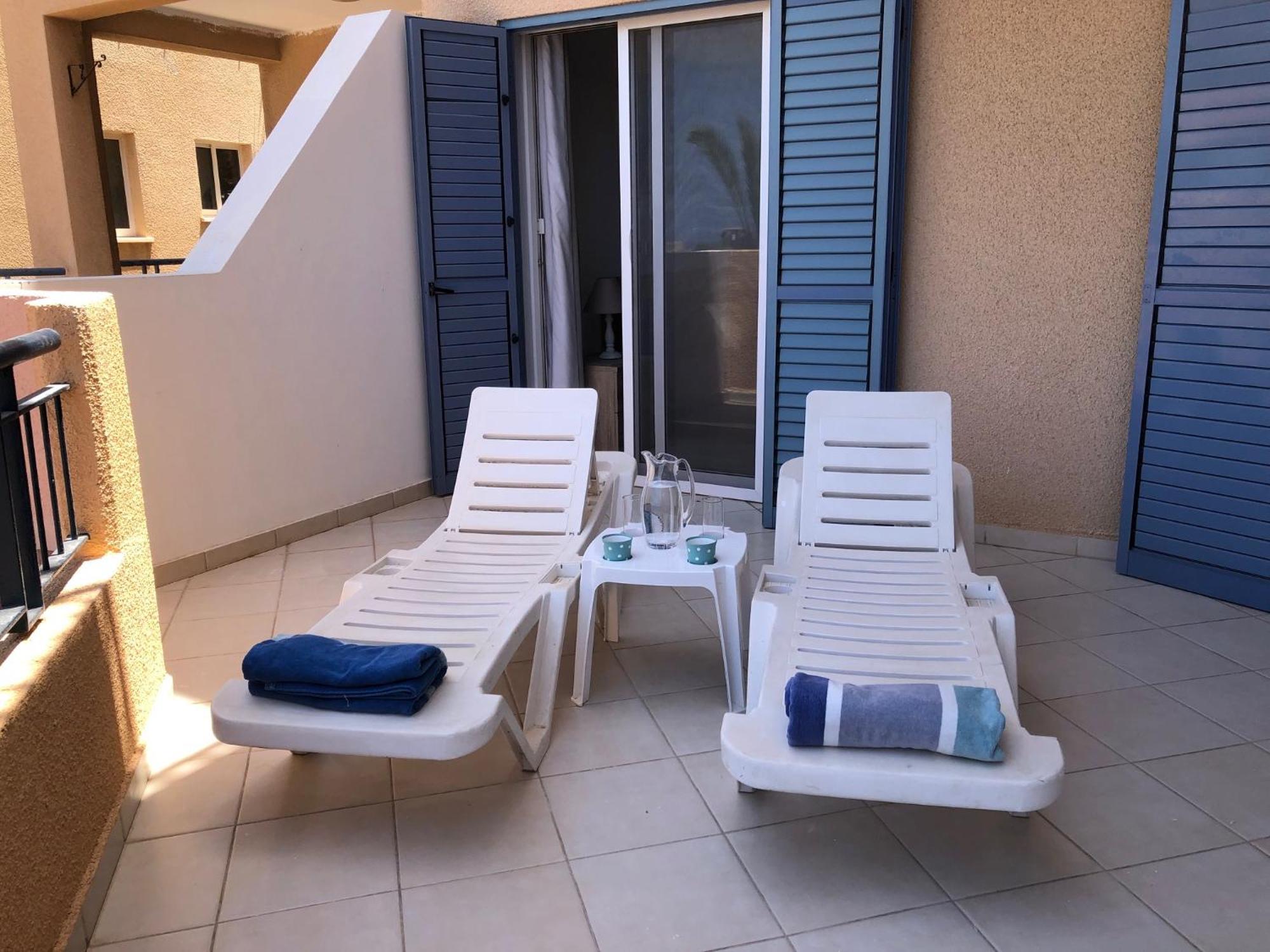 Kings Palace - Stylish 2 Bed Apartment With Sea Views Paphos Exteriör bild