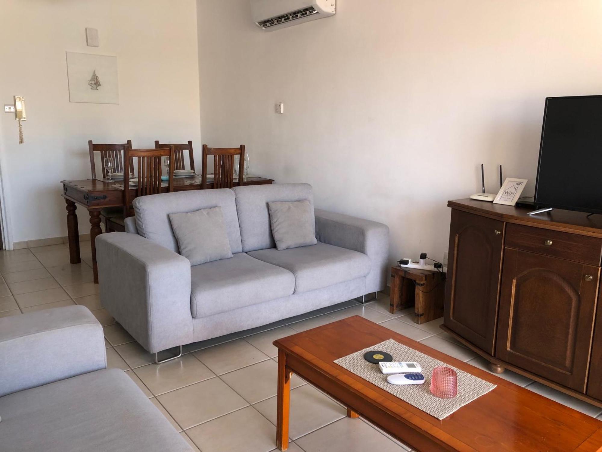 Kings Palace - Stylish 2 Bed Apartment With Sea Views Paphos Exteriör bild
